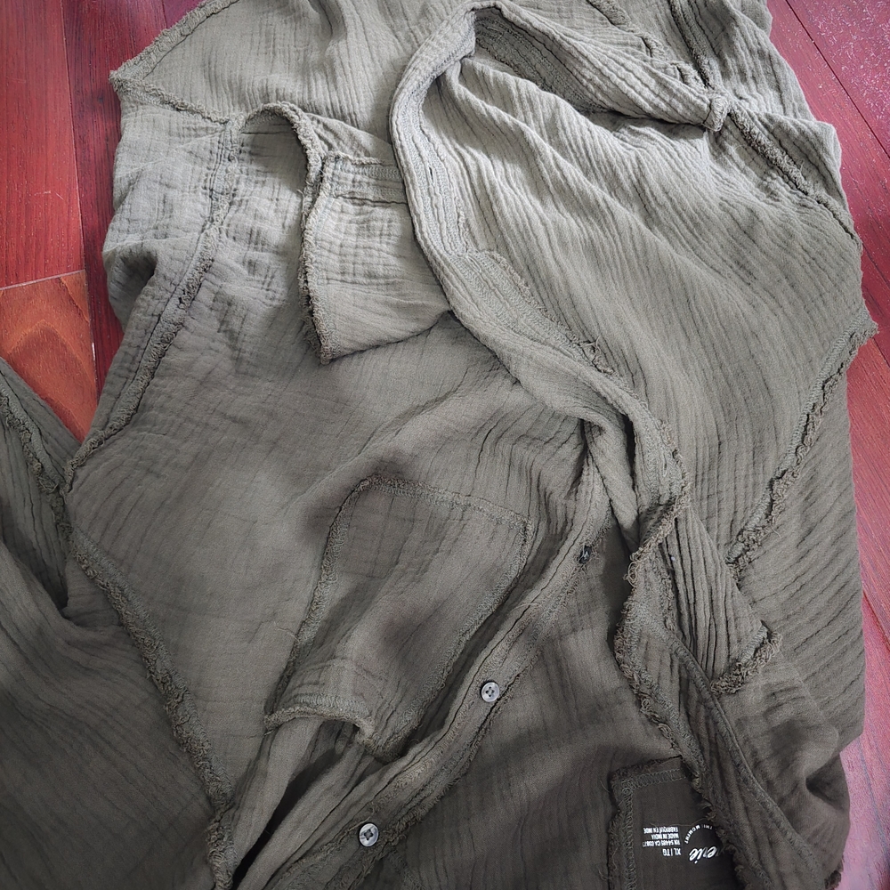 Aerie Olive Green Crinkle Top